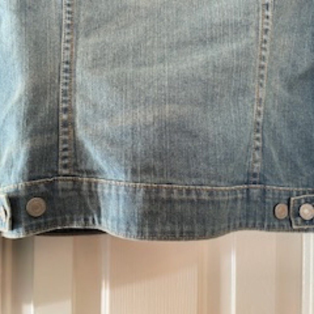Levi's  Denim Jacket - Picture 4 of 4